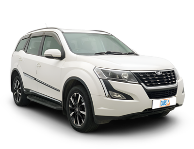 Mahindra XUV500-img
